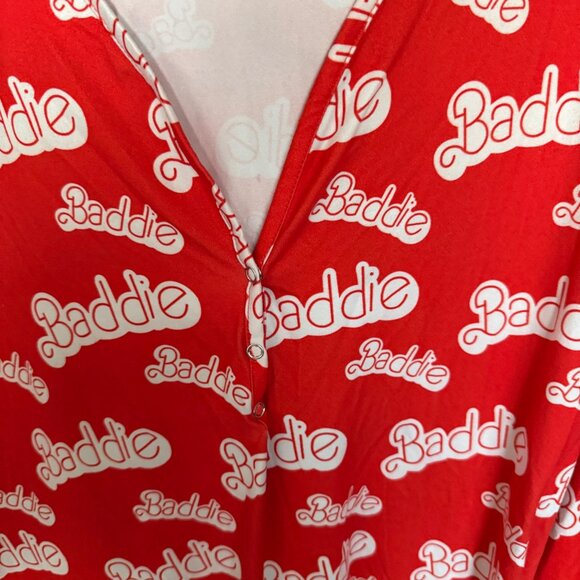 Red "Baddie" Print Button-Up Long Sleeve Romper Loungewear 95% Polyester & 5% Sp - Picture 3 of 5